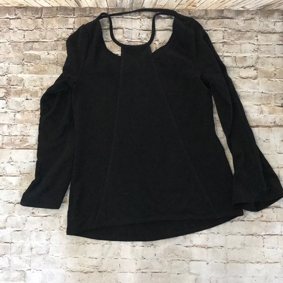 Like new! Not your average black sweatshirt - Picture 3 of 8